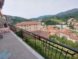 Vendita Esavani, Genova