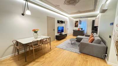 Vendita Esavani, Genova