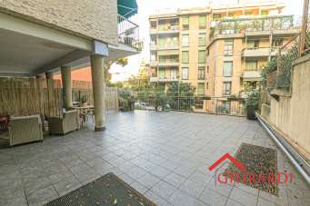 Vendita Trivani, Genova