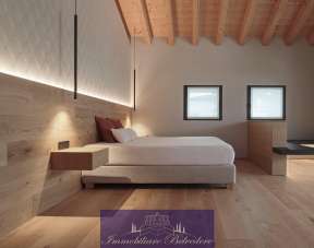 Vendita Pentavani, Firenze