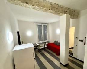 Renta Cuatro habitaciones, Genova Renta Cuatro habitaciones, Genova