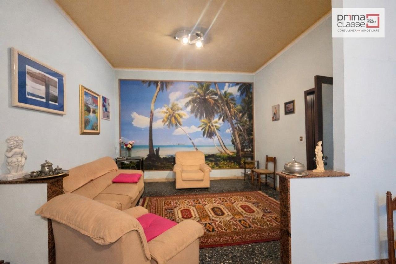 casa indipendente in vendita a Comiso