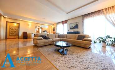 Vendita Quadrivani, Taranto