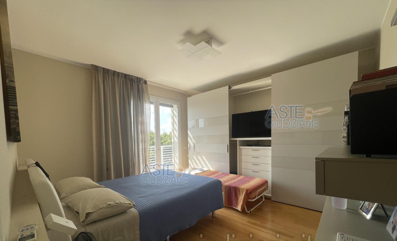 Vendita Trivani, Rimini foto