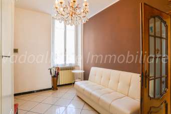 Vendita Quadrivani, Vado Ligure