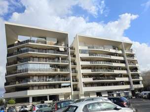 Renta Esavani, Roma Renta Esavani, Roma