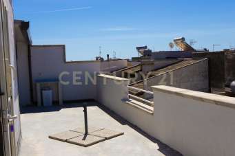 Venta Multivani, Avola