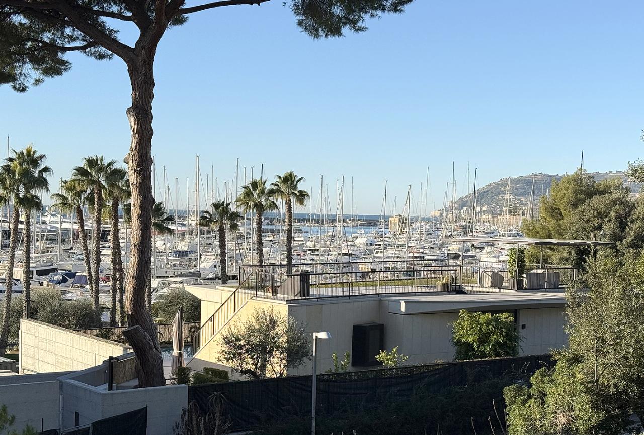 Vendita Quadrivani, Sanremo foto