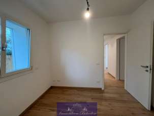 Vendita Pentavani, Camaiore