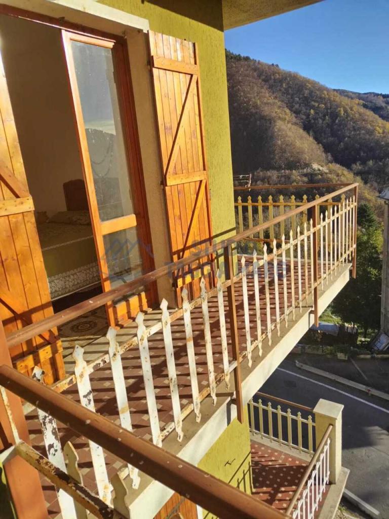 Vendita Trivani, Mendatica foto