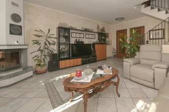 Vendita Pentavani, Volvera