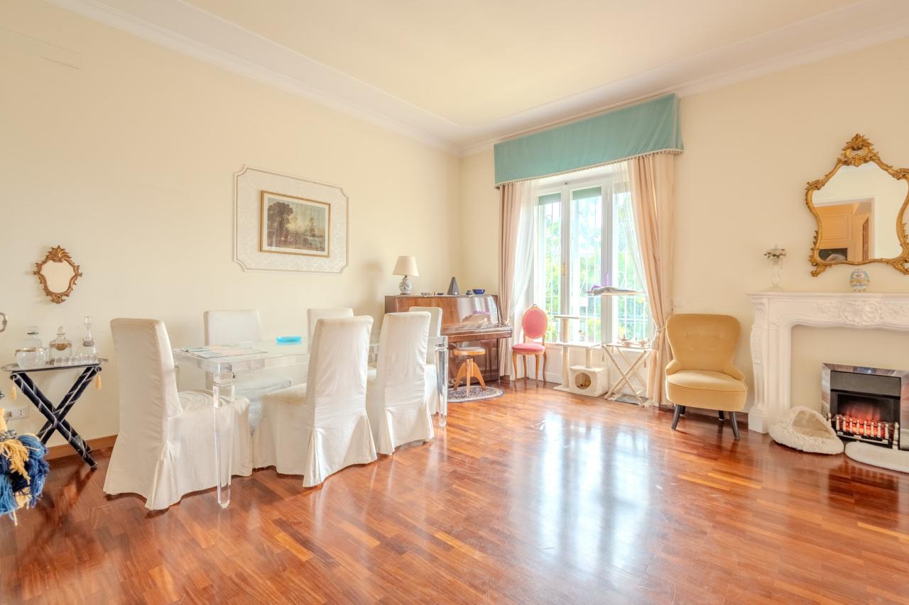 Vendita Pentavani, Roma foto