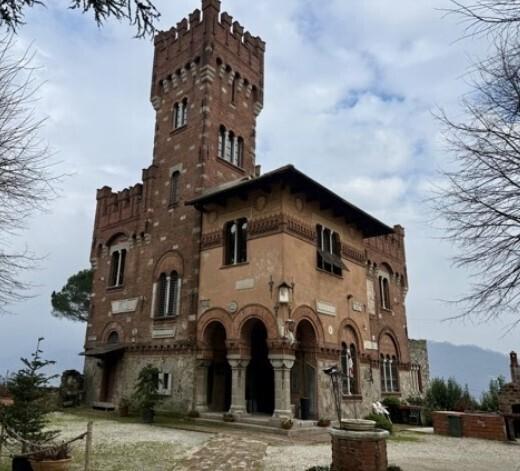 villa in vendita a Serra Riccò in zona San Cipriano