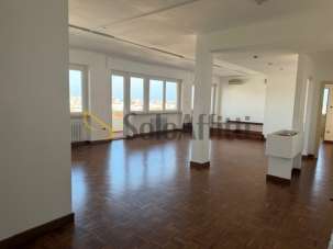 Rent Multivani, Pescara Rent Multivani, Pescara