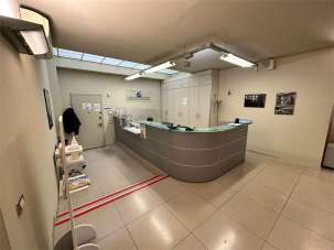 Vendita vendita, Como Vendita vendita, Como