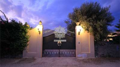 Affitto affitto, Noto Affitto affitto, Noto