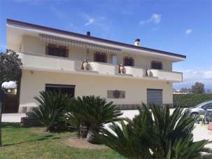 Vendita vendita, Latina