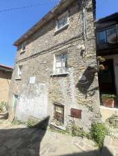 Vendita Esavani, Seravezza