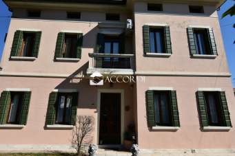 Vendita Pentavani, Treviso Vendita Pentavani, Treviso