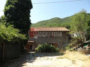 Venta Esavani, Rufina Venta Esavani, Rufina