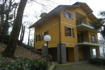 Vendita Multivani, Quattro Castella