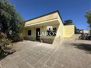 Vendita Quadrivani, Melendugno Vendita Quadrivani, Melendugno