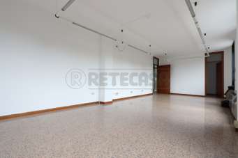 Renta Casas, Vicenza