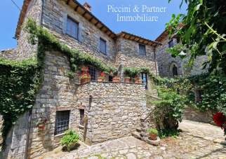 Sale Four rooms, Piegaro