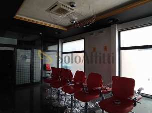 Affitto 2 vetrine, Terni