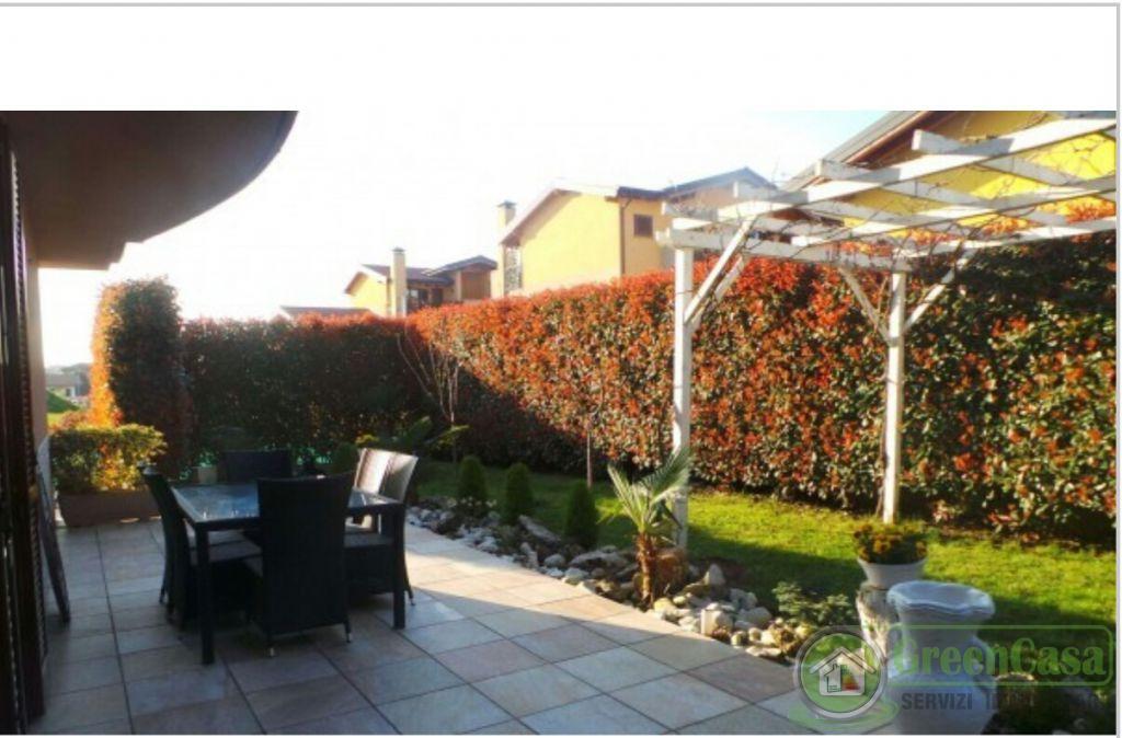 Vendita Villa, Pozzo d'Adda foto