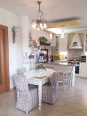 Venta Cuatro habitaciones, Longiano