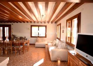 Verkauf Pentavani, Fonte Verkauf Pentavani, Fonte