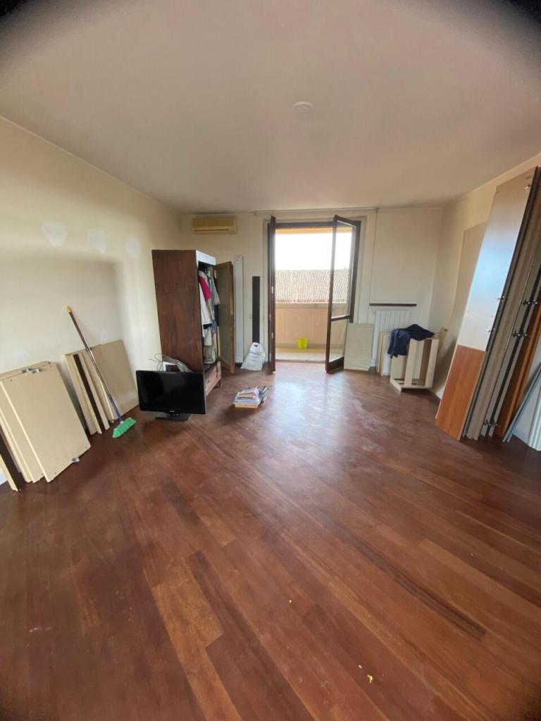 Sale Esavani, Codogno foto