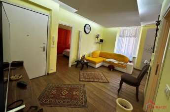 Renta Esavani, Genova Renta Esavani, Genova