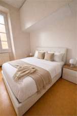 Renta Trivani, Milano Renta Trivani, Milano