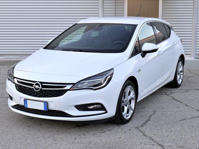 OPEL Astra Diesel 2017 usata, Viterbo foto