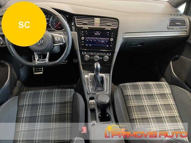 VOLKSWAGEN Golf Variant Diesel 2019 usata, Modena foto