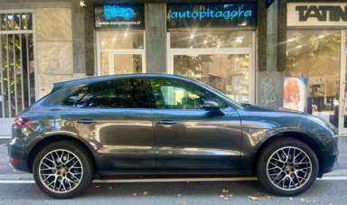PORSCHE Macan Benzina 2018 usata, Torino
