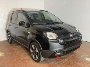 FIAT Panda Cross Elettrica/Benzina 2024 usata FIAT Panda Cross Elettrica/Benzina 2024 usata