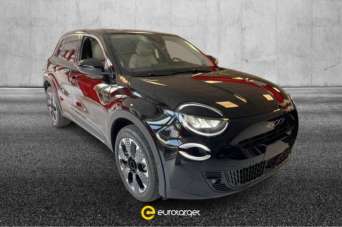 FIAT 600 Elettrica/Benzina 2024 usata