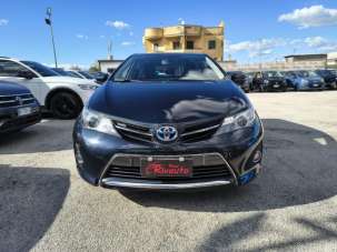 TOYOTA Auris Elettrica/Benzina 2014 usata, Napoli