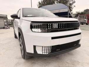 FIAT Grande Panda Elettrica/Benzina usata, Caserta