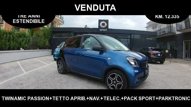 SMART ForFour Benzina 2018 usata, Caserta foto