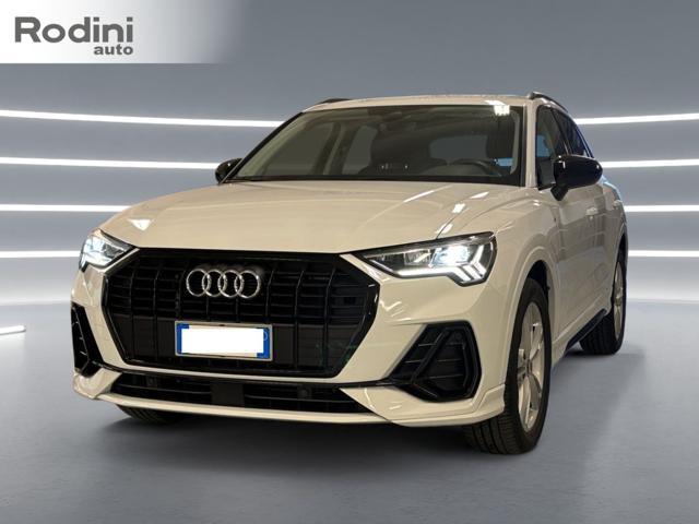 AUDI Q3 Diesel 2020 usata, Verona foto