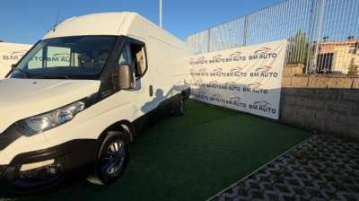 IVECO Daily Diesel 2018 usata, Napoli