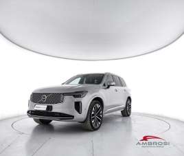VOLVO XC90 Elettrica/Benzina 2025 usata