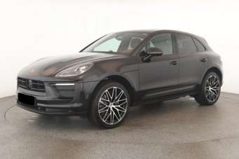 PORSCHE Macan Benzina 2023 usata, Pistoia