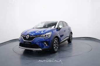 RENAULT Captur Benzina 2024 usata, Napoli