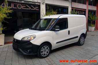 FIAT Doblo Benzina/Metano 2016 usata, Avellino