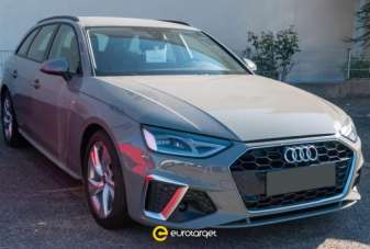 AUDI A4 Elettrica/Benzina 2020 usata
